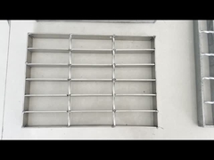 ISO9001은 평평한 아연도강 보도 회절격자 금속 차도 배수 OEM을 세라테드